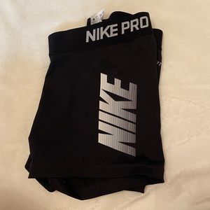 Women’s Nike Pro Dri Fit Elastic Waist Spandex